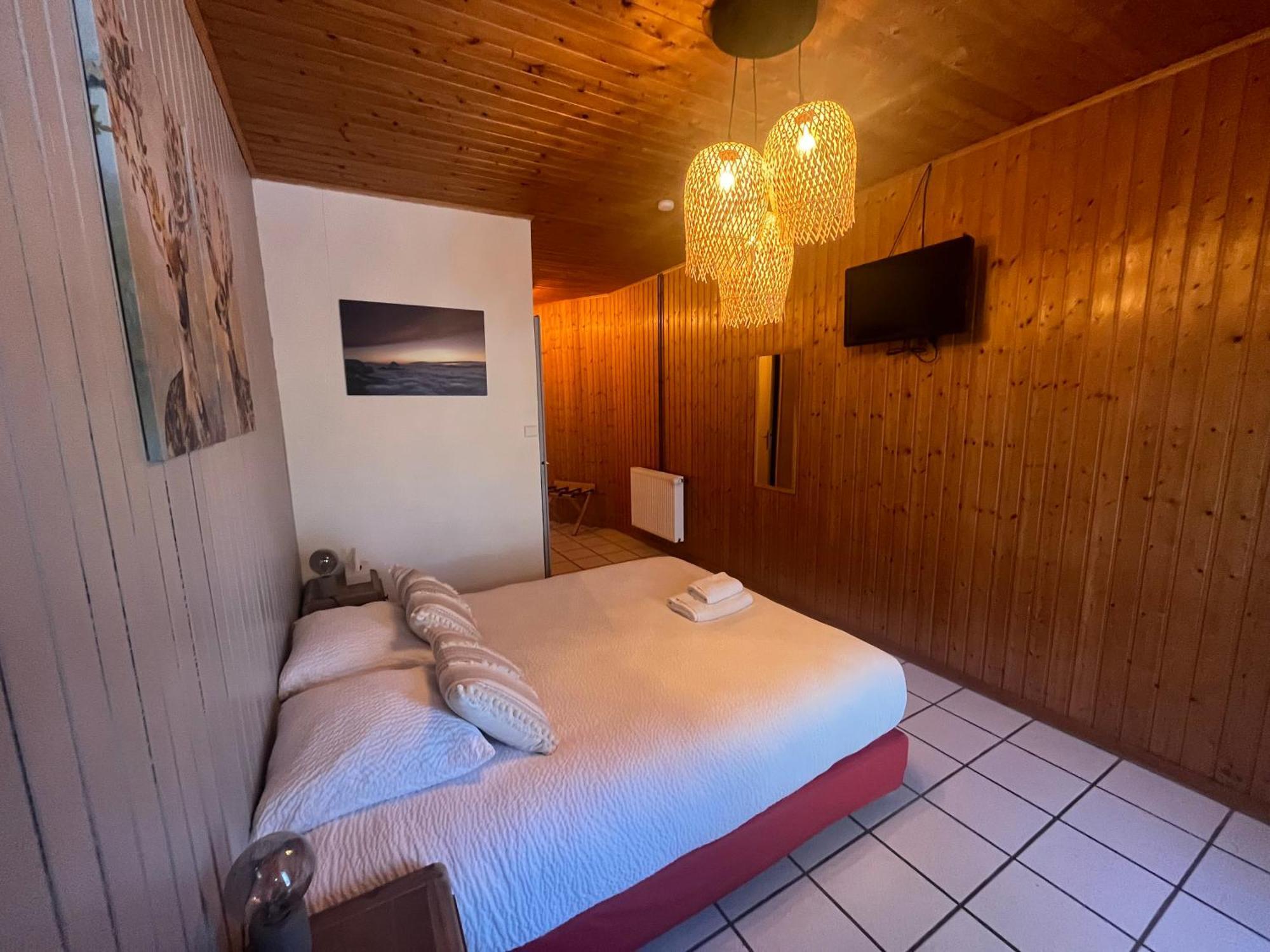 Saint-Maurice-en-Trièves Logis Le Chalet מראה חיצוני תמונה